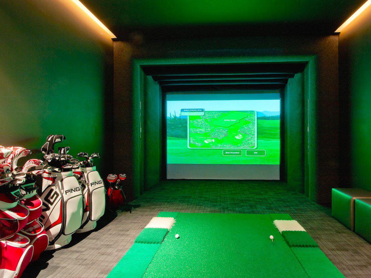 -and-a-golfing-simulator-at-your-disposal-if-you-dont-fancy-leaving-the-apartment-block