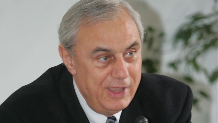 Î‘Ï€Î¿Ï„Î­Î»ÎµÏƒÎ¼Î± ÎµÎ¹ÎºÏŒÎ½Î±Ï‚ Î³Î¹Î± Î£ÎºÎ¿Ï„ÏŽÎ¸Î·ÎºÎµ ÏƒÎµ Ï„ÏÎ¿Ï‡Î±Î¯Î¿ Ï„Î¿ Î¹ÏƒÏ„Î¿ÏÎ¹ÎºÏŒ ÏƒÏ„Î­Î»ÎµÏ‡Î¿Ï‚ Ï„Î·Ï‚ ÎÎ­Î±Ï‚ Î”Î·Î¼Î¿ÎºÏÎ±Ï„Î¯Î±Ï‚ ÎšÏ…ÏÎ¹Î¬ÎºÎ¿Ï‚ Î“ÏÎ¹Î²Î­Î±Ï‚