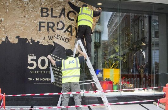 Black Friday στην Ελλάδα: Πού θα ψωνίσετε με έκπτωση έως 50%