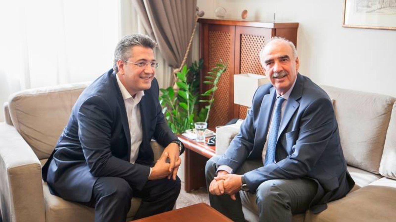 Γκάλοπ: Οι δεξιοί ψηφίζουν Βαγγέλη, οι… άλλοι Τζιτζικώστα!