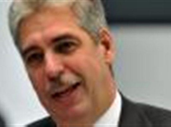 O Mπούτος πουλάει θυγατρικές της Alco για να σωθεί