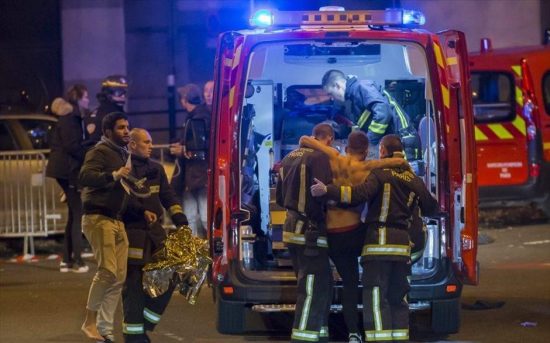 Οι άνθρωποι κρέμονταν από τα παράθυρα. Σοκαριστικό Video