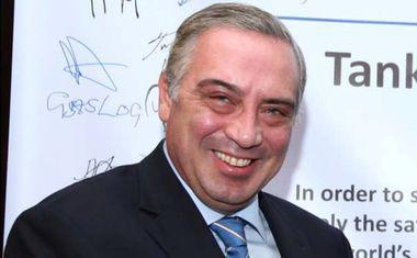 Νικόλας Τσάκος, ετών 52. Εφοπλιστής.