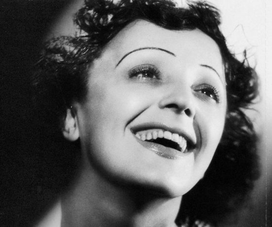 Edith Piaf: Mια φορά κι έναν καιρό ήταν ένα… σπουργιτάκι