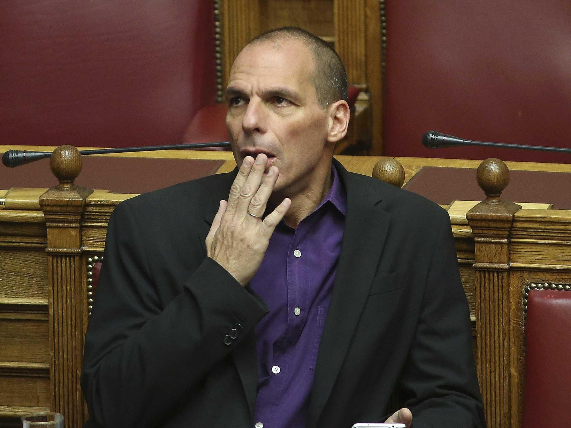 Ο Γιάνης, η μαριονέτα και οι ψυχοπαθείς