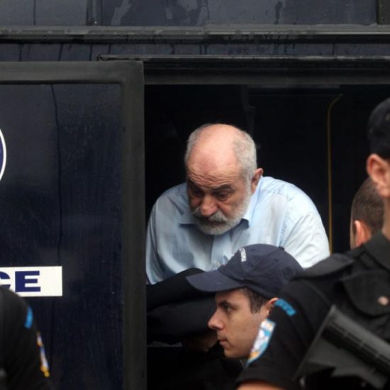 Γιάννης Σμπώκος σε Άρειο Πάγο: «Μη με δικάζετε για τα ίδια στοιχεία δυο φορές»