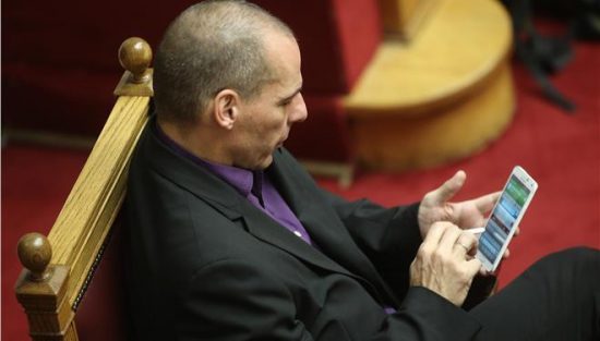 #παραλληλο_προγραμμα: Ο Γιάνης τουϊτάρει για κυλιόμενο εξευτελισμό