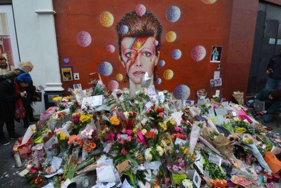 Αποτεφρώθηκε κάτω από άκρα μυστικότητα ο David Bowie