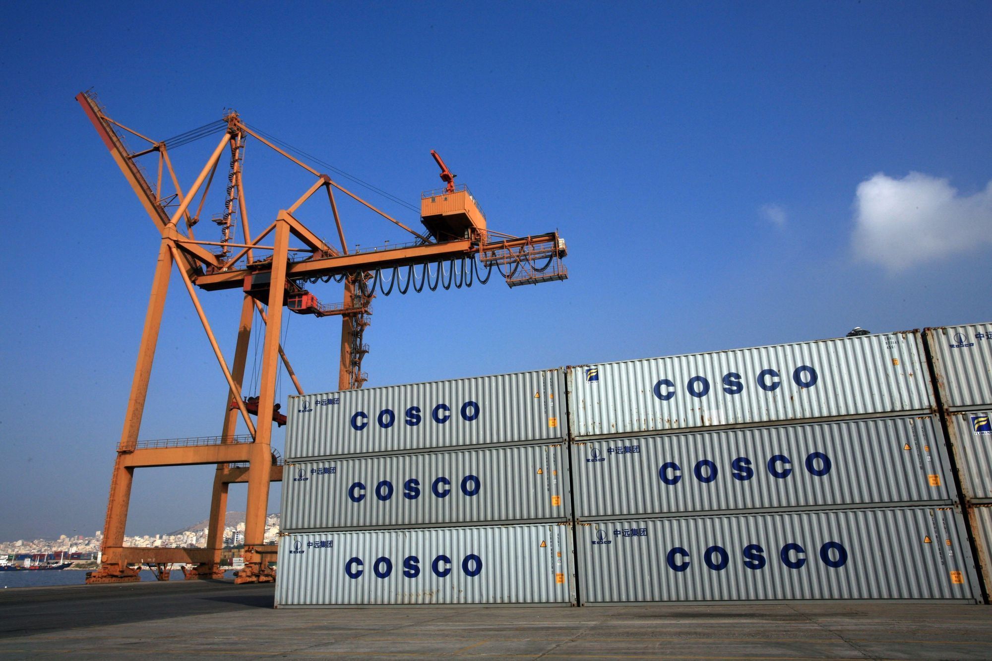 Cosco: Γιατί αναμένει αύξηση της εμπορικής κίνησης στο λιμάνι του Πειραιά