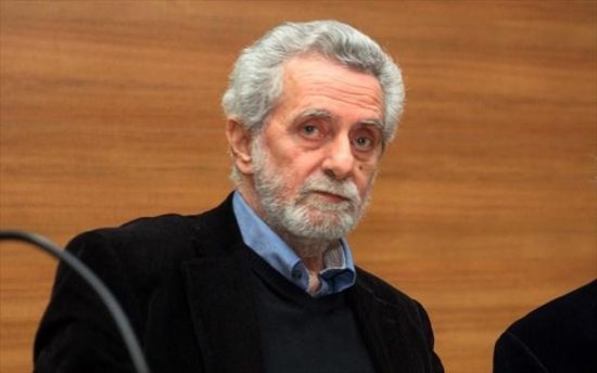 Δρίτσας: Δεν μπορούν να αποδοθούν ακόμα ευθύνες για τη ρύπανση στον Σαρωνικό