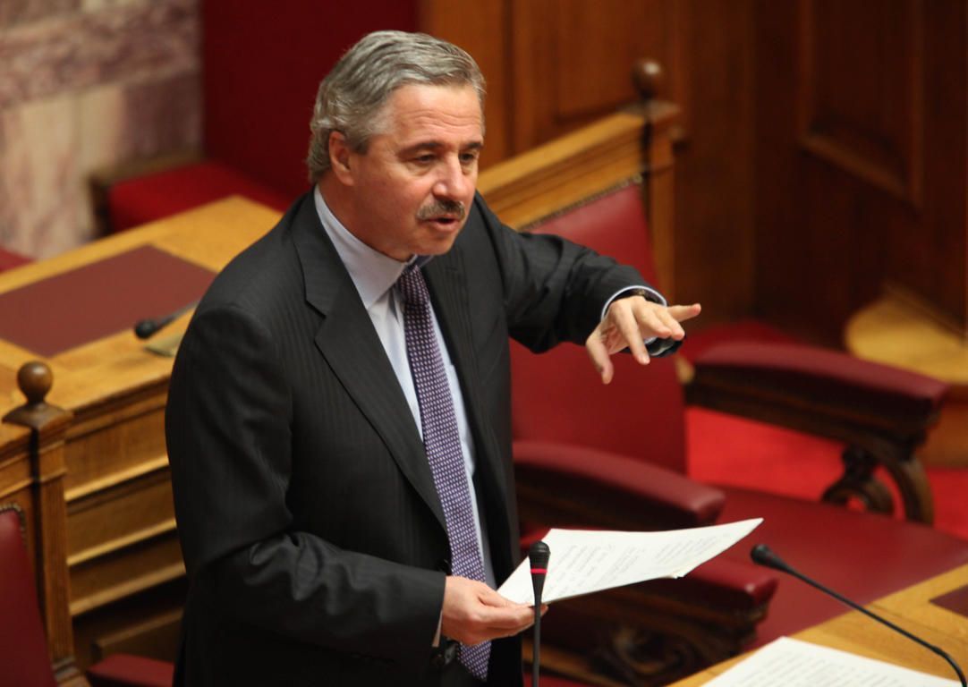 Γιάννης Μανιάτης. Βουλευτής ΠΑΣΟΚ