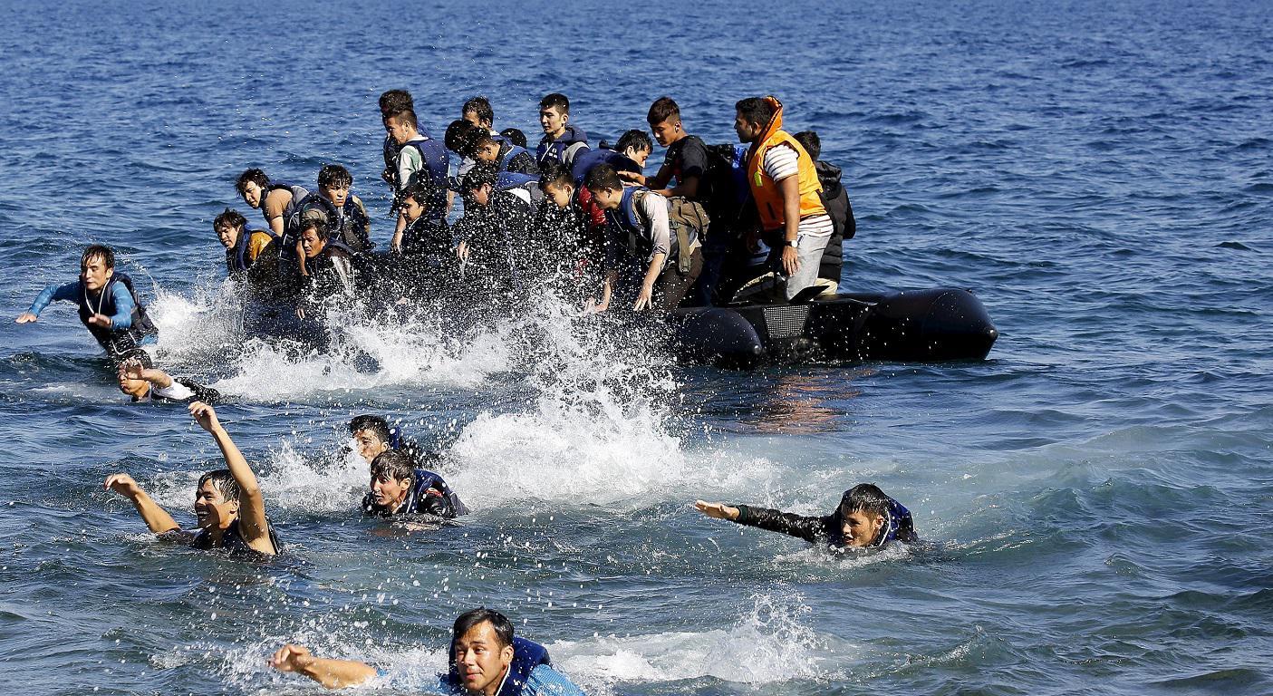 Αγαθονήσι: Η Τουρκία προκαλεί με αφορμή το πολύνεκρο ναυάγιο – Επιχειρεί να πάρει τον έλεγχο της επιχείρησης