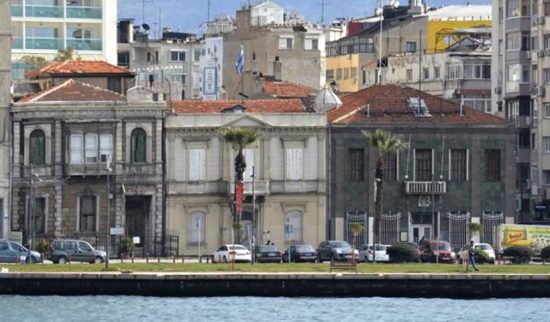 Θεοφάνεια στην προκυμαία της Σμύρνης μετά από 94 χρόνια