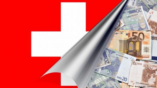 Λίστα UBS: 15 Έλληνες παραδέχτηκαν στην εφορία ότι είχαν μαύρο χρήμα