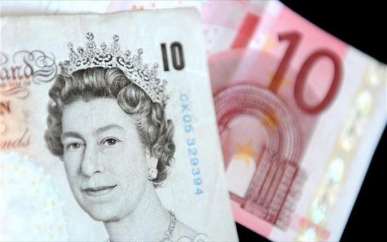 Στο 0,5% αύξησε το επιτόκιο η Τράπεζα της Αγγλίας