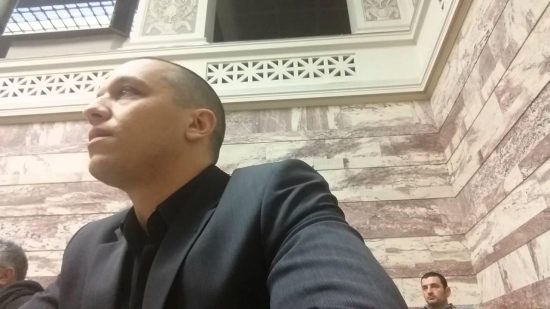 Χρυσή Αυγή: Επίθεση με χυδαίες βρισιές στη Βουλή (video)