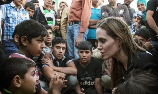 Σοκαριστική μεταμόρφωση της Angelina Jolie μετά από τις περιπέτειες της υγείας της