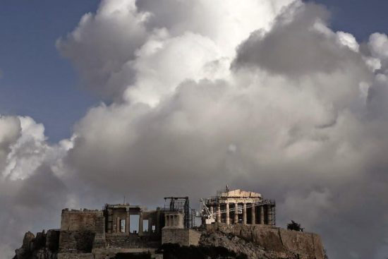Συννεφιά το κύριο χαρακτηριστικό του καιρού το Σάββατο – Σταθερή η θερμοκρασία