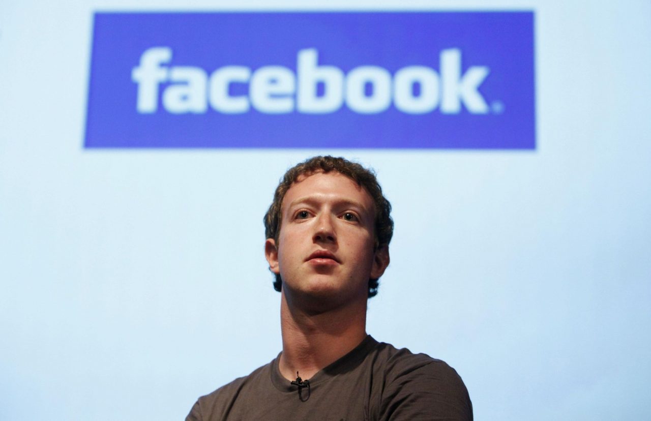 Γιατί κράσαραν Facebook και Instagram: 7 δισ. έχασε ο Μαρκ Ζούκερμπεργκ - Στα 50 δισ. ευρώ οι απώλειες για την εταιρεία