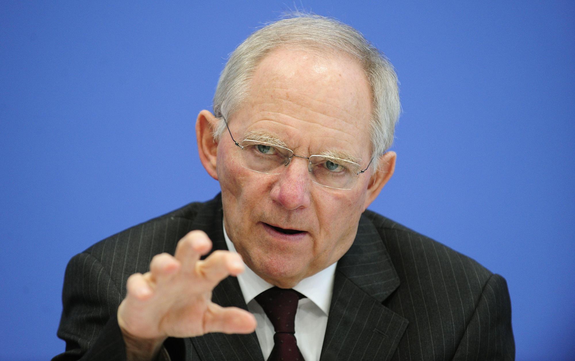Προειδοποιεί ο Schaeuble: To Grexit δεν είναι στο τραπέζι, αλλά…
