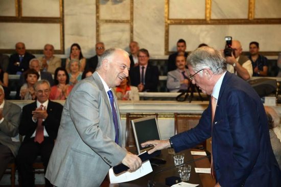 Ανδρέας Τζάκης: Αυτή  είναι η Ελλάδα που προοδεύει. Μακριά από διαμάχες και πρόσφυγες.