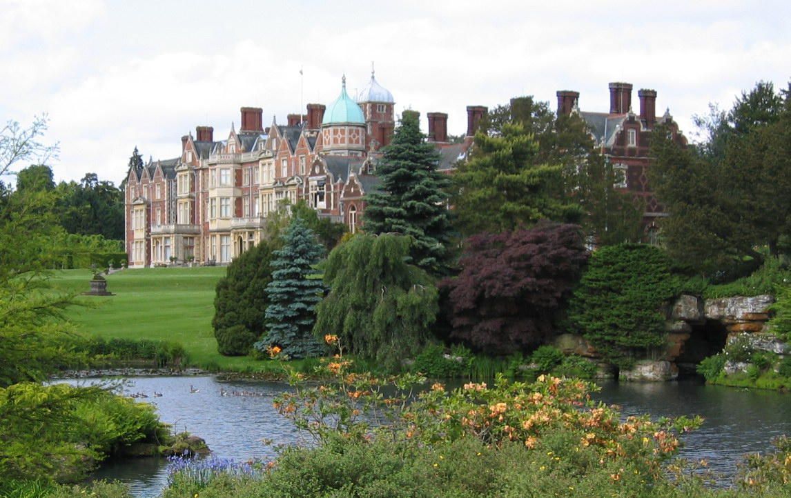 Sandringham_House_garden