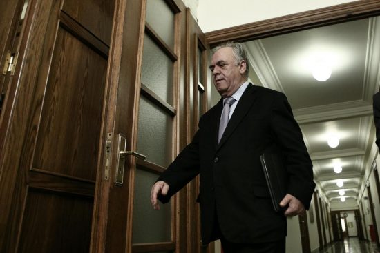 Πρωτοβουλία της κυβέρνησης τα μέτρα των 5,4 δισ. ευρώ… Και δεν είναι πρωταπριλιάτικο αστείο!