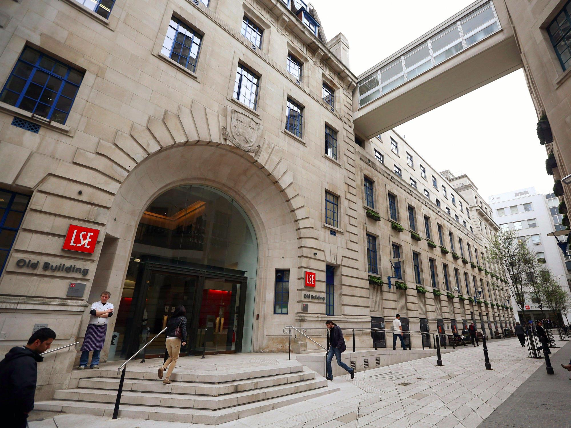 Οι απόφοιτοι του LSE κερδίζουν περισσότερα από κάθε άλλο απόφοιτο βρετανικού Πανεπιστημίου