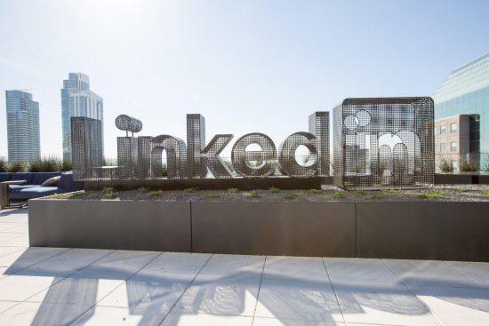 Δεν φαντάζεστε πως είναι τα νέα γραφεία του LinkedIn! (photos)