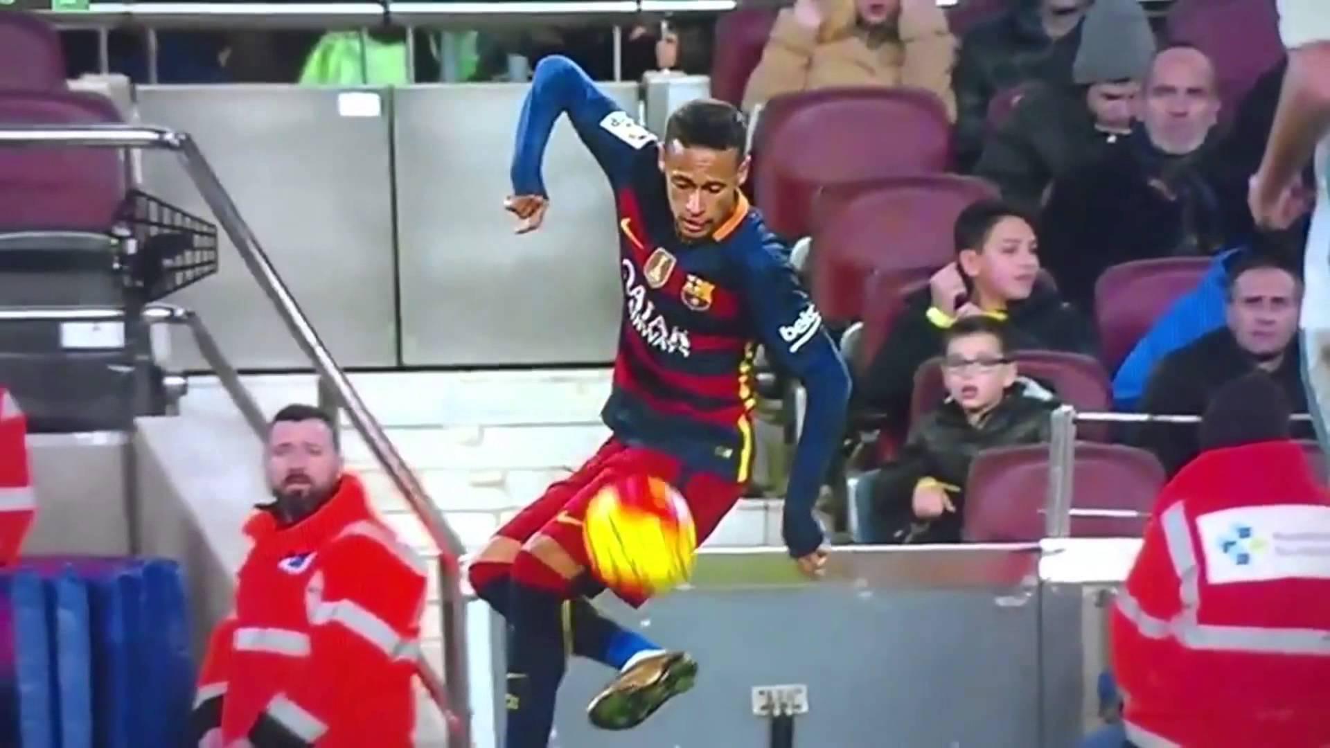 Όταν ο Neymar έχει κέφια! (vids)