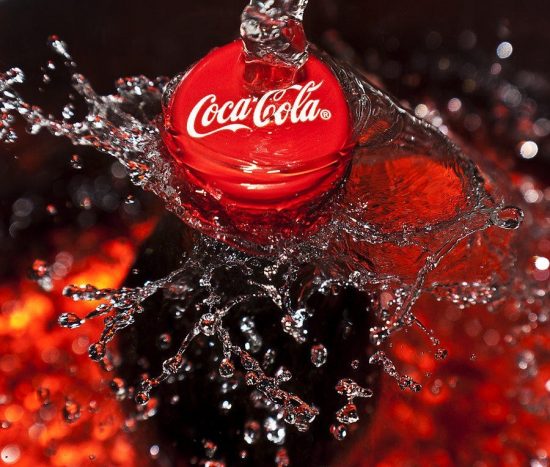 Οι πωλήσεις της Coca Cola κατρακύλησαν 4%
