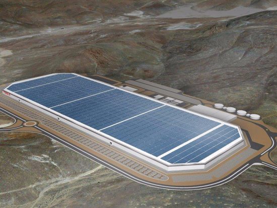 Δείτε το νέο υπερεργοστάσιο της Tesla Motors που φιλοδοξεί να αλλάξει τον κόσμο