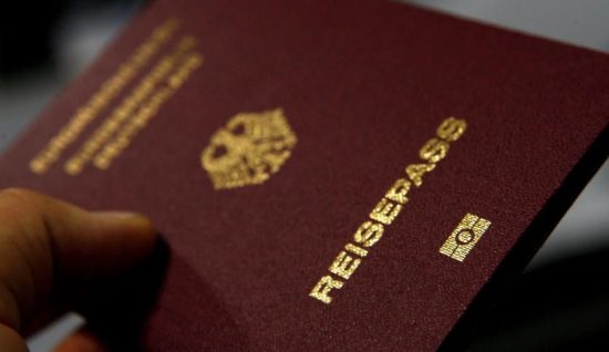 Διαβατήρια: Κάθε 10 χρόνια πλέον η ανανέωση