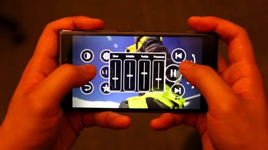 Το smartphone που αντιδρά πριν καν αγγίξετε την οθόνη είναι γεγονός! (video)