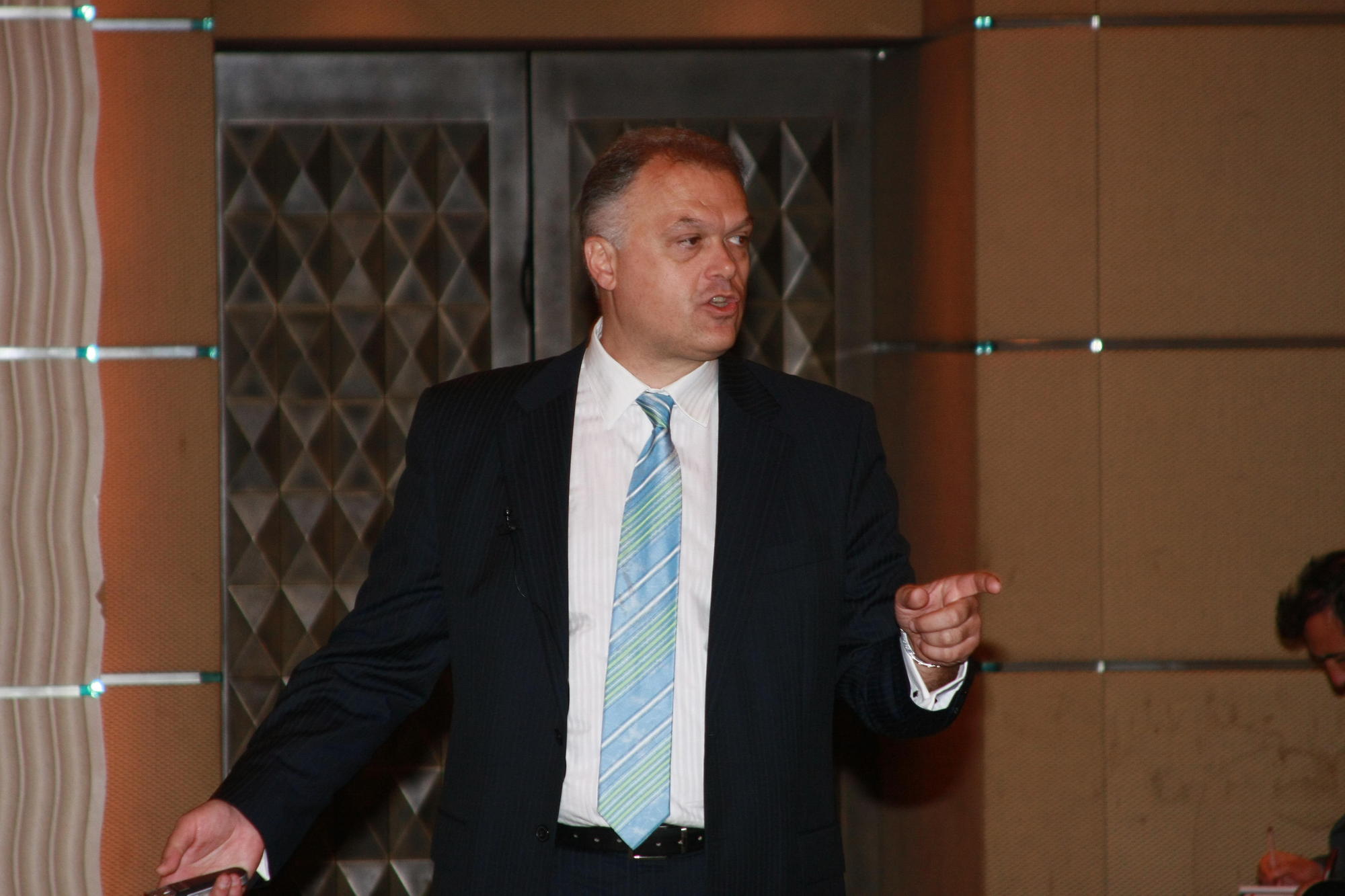 Γιάννης Πολλάλης: Έχει ο ηγέτης αυτογνωσία;