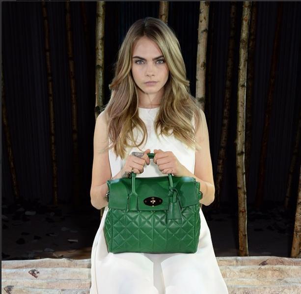 Η Cara Delevingne στην Εβδομάδα Μόδας στο Λονδίνο