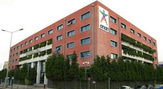Tέλος εποχής για το «κτίριο με τα τούβλα» του ΟΠΑΠ στο Περιστέρι