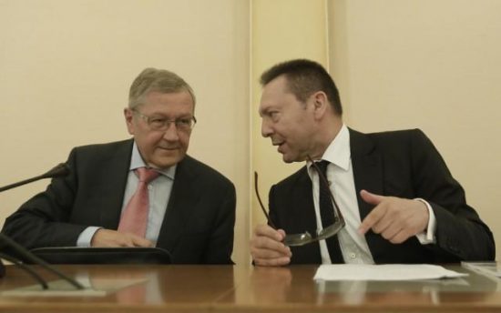 Διαφωνία Στουρνάρα-Regling για το πρωτογενές πλεόνασμα!