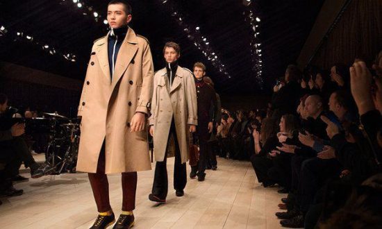 Burberry: Παγώνει την ανέγερση νέου εργοστασίου στο Λονδίνο