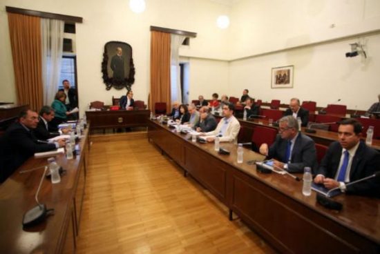 Εξεταστική για Υγεία: Μυστικές συναντήσεις με μάρτυρες παραδέχτηκε ο Μπαλωμενάκης – Όλοι οι διάλογοι
