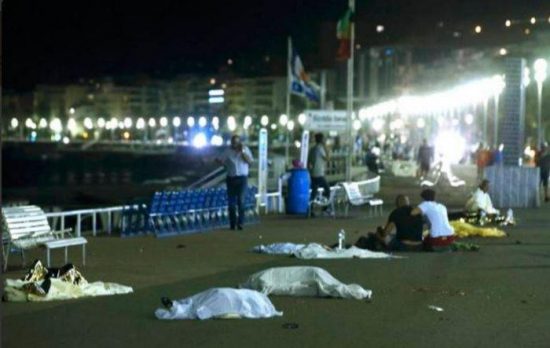 Σοκ στο διαδίκτυο: Αναζητούν τους συγγενείς τους μέσω twitter
