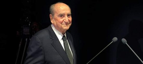 Live: Το πολιτικό μνημόσυνο του Κωνσταντίνου Μητσοτάκη
