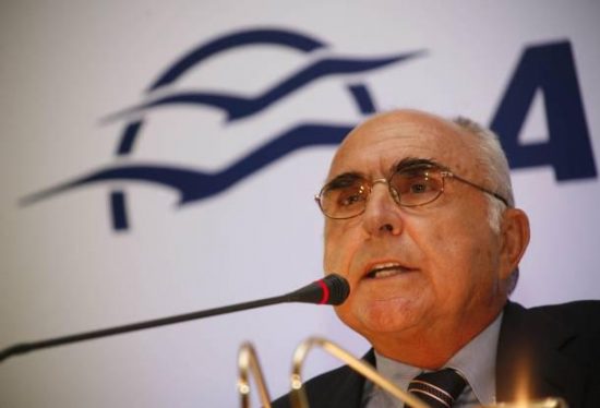 Θ.Βασιλάκης: Που θέλει να επενδύσει ο mr Aegean τα κέρδη του (από τις υψηλές τιμές των εισιτηρίων της Aegean)