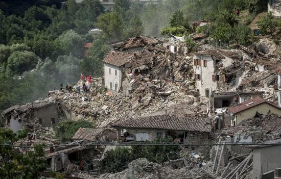 Ιταλία: Αυξάνεται δραματικά ο αριθμός των θυμάτων. Θρήνος σε όλη τη χώρα