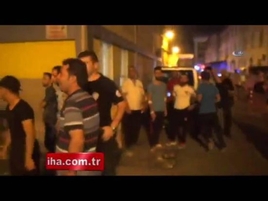 Ο “ματωμένος” γάμος στην Τουρκία- Δείτε την στιγμή της επίθεσης (video)