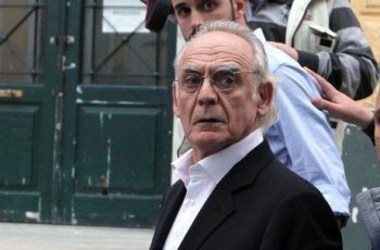 Άκης Τσοχατζόπουλος: Δύο μόνο οι κληρονόμοι στην πρώτη ιδιόχειρη διαθήκη (video)