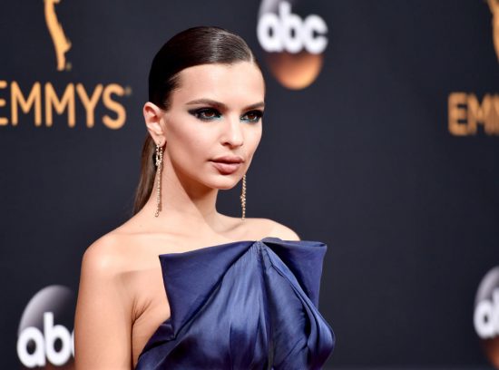 Δείτε τις Heidi Klum και Emily Ratajkowski με αποκαλυπτικά φορέματα στο κόκκινο χαλί