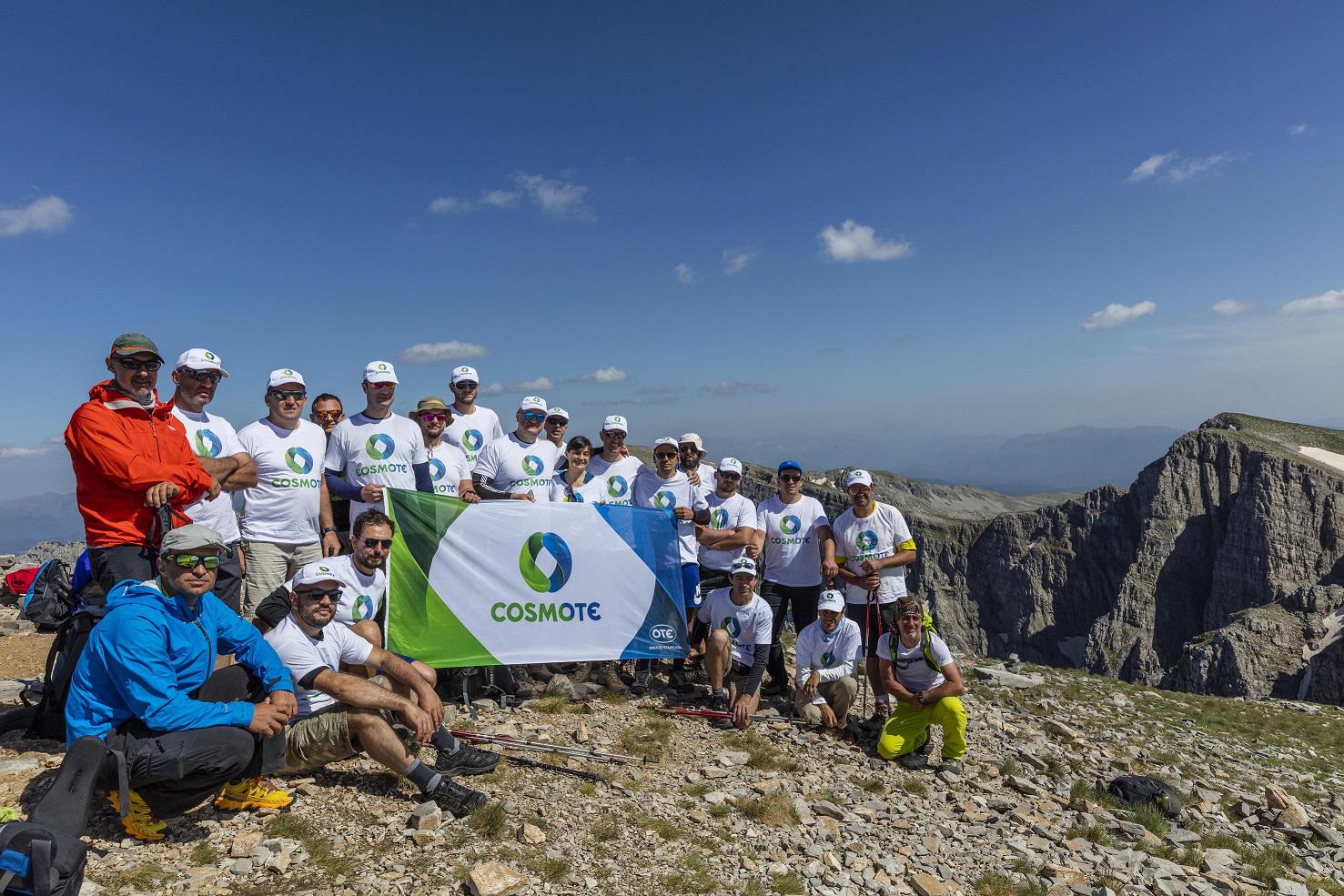 Κατέκτησαν την κορυφή οι εναερίτες της COSMOTE (video)