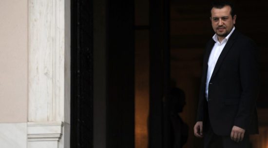 Συναντήσεις Παππά με τους καναλάρχες, λίγο πριν αρχίσει η συζήτηση για τη διαπλοκή στη Βουλή