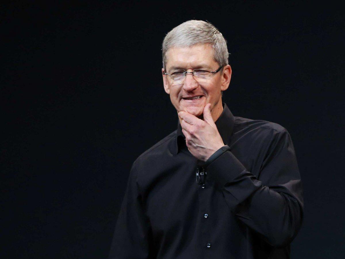 Apple: Μετά τον Ιανουάριο του 2022 η επιστροφή των εργαζομένων της στα γραφεία